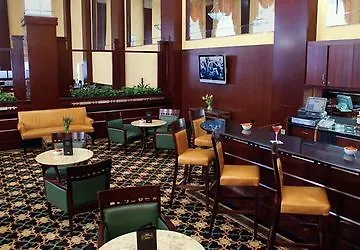 Courtyard By Marriott Nashville Downtown Hotel
