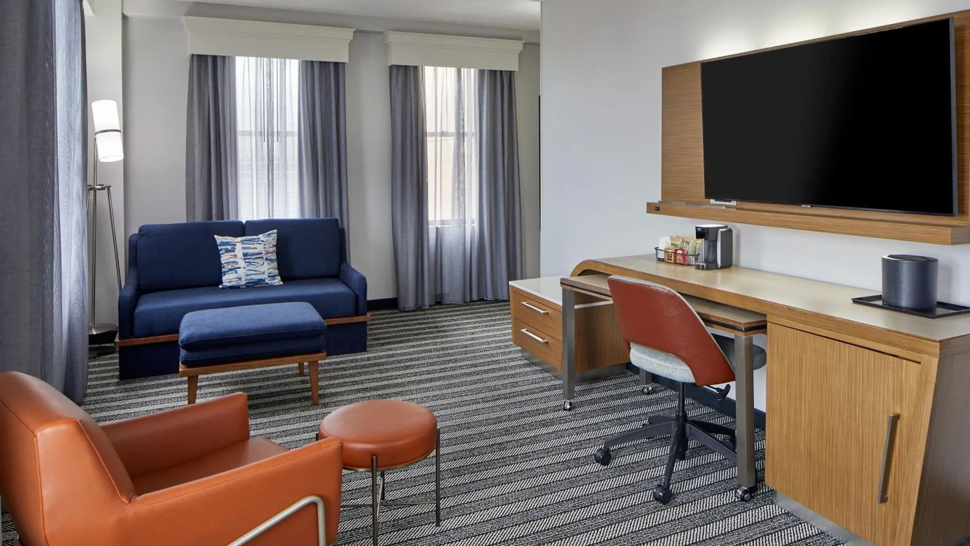 Courtyard By Marriott Nashville Downtown